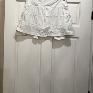 Lululemon Pace Rival Skirt Regular 4 way Stretch 13”  Size  10